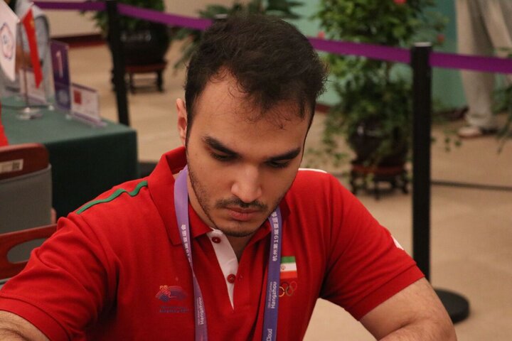 الإيراني "طباطبائي" يفوز بالمركز الثاني في بطولة لندن للشطرنج الكلاسيكي