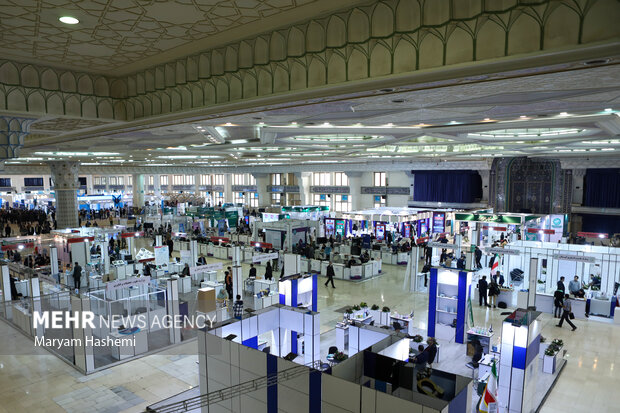 ارائه بیش از ۸۰ دستاورد دانشگاه تهران در نمایشگاه هفته پژوهش