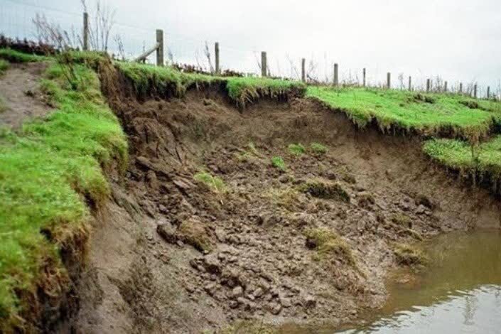 فرسایش خاک در استان ایلام بین ۱۷ تا ۲۷ تن در هکتار است