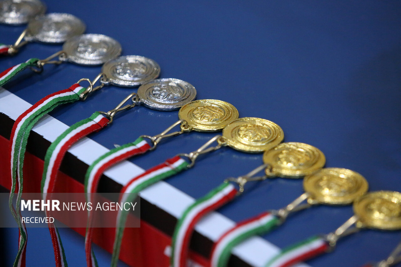 پایان دهمین دوره مسابقات تنیس روی میز در مشهد