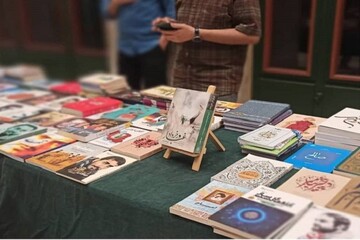 هیأت‌ها با پویش «سفیر فاطمی» میز کتاب برپا می‌کنند