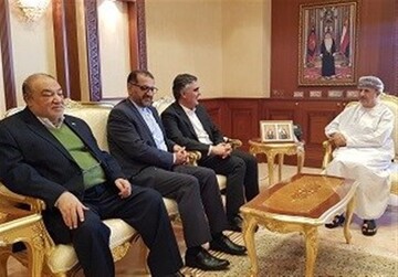 Iran, Oman stress promoting banking, trade, economic coop