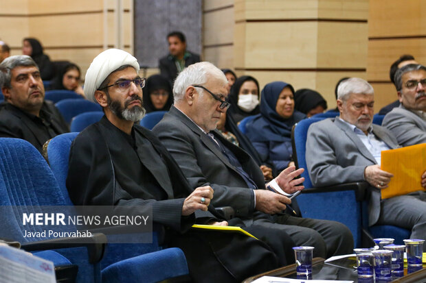 همایش ملی تعلیم و تربیت در اندیشه‌های آیت الله خامنه‌ای در شیراز