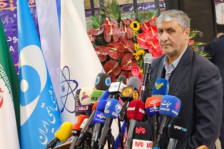 اسلامي: ايران استطاعت ان تبلغ مستوى الصدارة في انتاج الماء الثقيل
