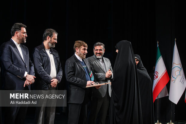 ‌نخستین کنگره ملی فعالین خواهر کانون‌های فرهنگی هنری مساجد کشور صبح روز سه شنبه ۲۱ آذر ماه ۱۴۰۲ با حضور حجت الاسلام محمد جواد علی اکبری امام جماعت موقت تهران، محمد مهدی اسماعیلی وزیر فرهنگ و ارشاد اسلامی و انسیه خزعلی معاون رئیس جمهور در تالار وحدت برگزار شد