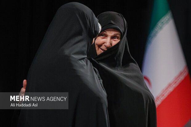 ‌نخستین کنگره ملی فعالین خواهر کانون‌های فرهنگی هنری مساجد کشور صبح روز سه شنبه ۲۱ آذر ماه ۱۴۰۲ با حضور حجت الاسلام محمد جواد علی اکبری امام جماعت موقت تهران، محمد مهدی اسماعیلی وزیر فرهنگ و ارشاد اسلامی و انسیه خزعلی معاون رئیس جمهور در تالار وحدت برگزار شد