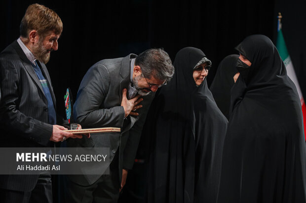 محمد مهدی اسماعیلی وزیر فرهنگ و ارشاد اسلامی در نخستین کنگره ملی فعالین خواهر کانون های فرهنگی هنری مساجد حضور دارد
