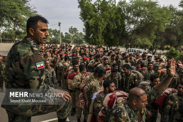 پیاده روی رزمی مهندسی  گروه مهندسی رزمی 422 نزاجا