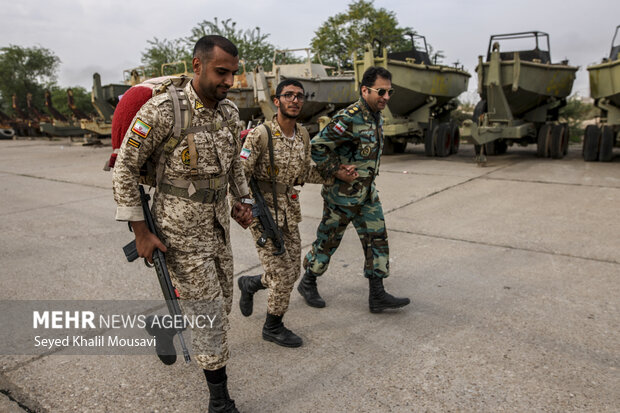 پیاده روی رزمی مهندسی  گروه مهندسی رزمی 422 نزاجا