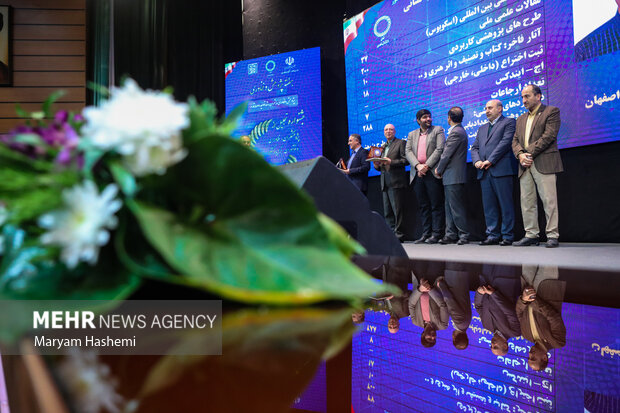 جشنواره ی تجلیل از پژوهشگران, فناوران و نوآوران برگزیده کشور سه‌شنبه ۲۱ آذر ۱۴۰۲ در سالن همایش های بین المللی دانشگاه شهید بهشتی تهران برگزار شد