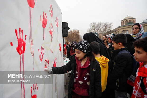 Pro-Palestine street theater in Hamedan