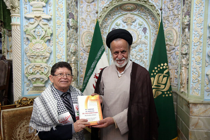 سفرای ۴ کشور آمریکای جنوبی در حرم بانوی کرامت حضور یافتند تصاویر