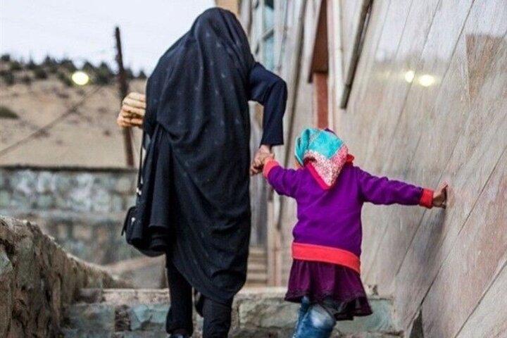 حمایت بیمهای از ۵۲۴ زن سرپرست خانوار در استان سمنان