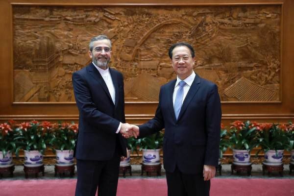  باقري كني يلتقي مع مساعد وزير الخارجية الصيني في بكين