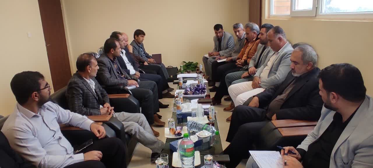 شفافسازی حوزه مالی در دستور کار دهیاران قرار گیرد