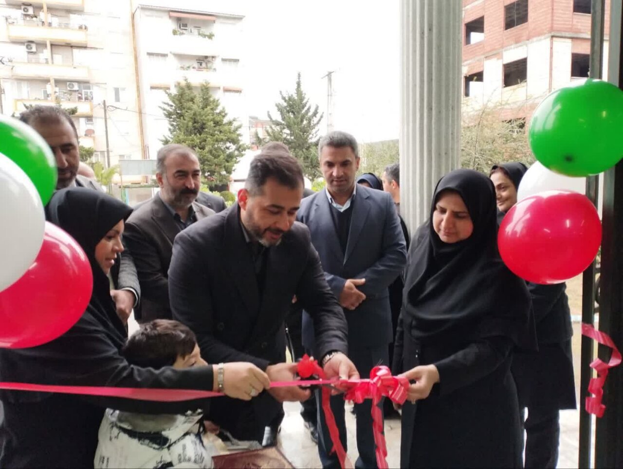 نمایشگاه دستاوردهای پژوهشی دانشآموزان در آستارا برپا شد نمایشگاه دستاوردهای پژوهشی دانشآموزان در آستارا برپا شد