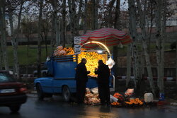 ضرورت جایابی مناسب برای دست‌فروشان و وانت‌بارها در همدان