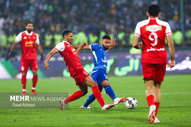 دربی بار فنی ندارد/ خط دفاع پرسپولیس نقطه ضعف این تیم است