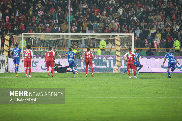 بهترینهای نیم فصل اول لیگ/ اتفاق جالب برای استقلال و پرسپولیس