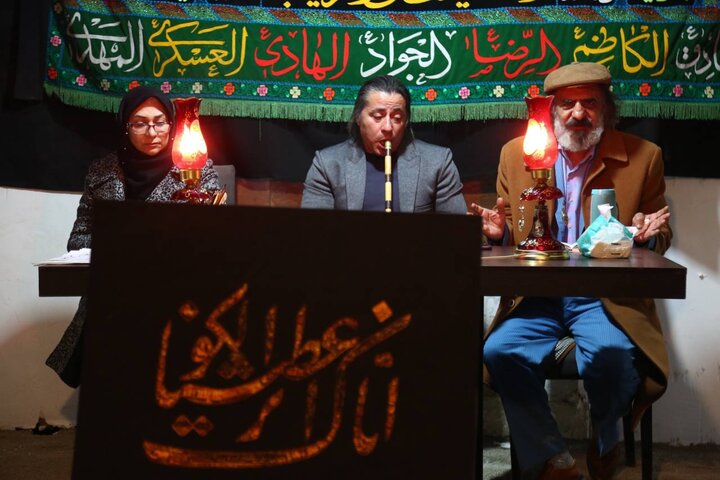 آیین روضه خوانی در خانه پدری جلال احیا شد آیین روضه خوانی در خانه پدری جلال احیا شد