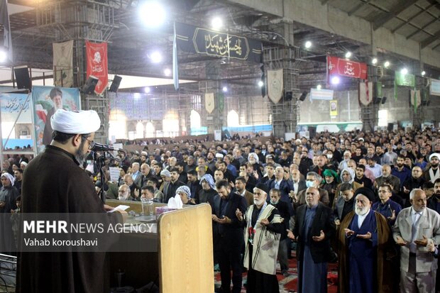 اقامه نماز جمعه اهواز به امامت حجتالاسلام اخوان صباغ