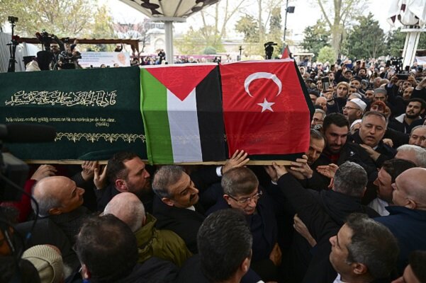 Hasan Bitmez’e Fatih Camisi’nde cenaze töreni Hasan Bitmez’e Fatih Camisi’nde cenaze töreni