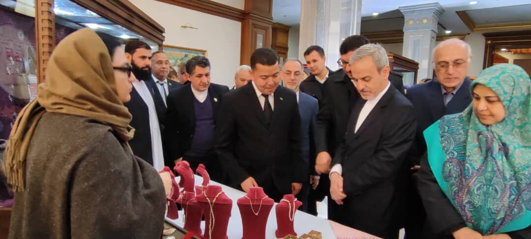 نمایشگاه مشترک صنایع دستی ایران و ترکمنستان برگزار شد