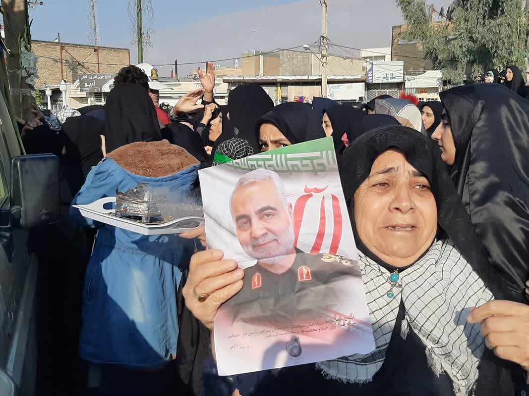 استقبال باشکوه پلدختریها از کاروان شهدای گمنام