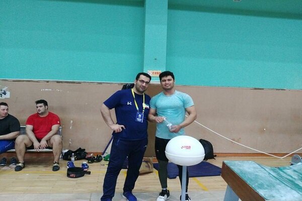 یک ریال دریافت نکردیم / باشگاه 3 میلیارد به وزنه برداران بدهکار است