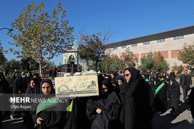 تشییع پیکر مطهر شهید گمنام در دانشگاه آزاد اسلامی گرگان