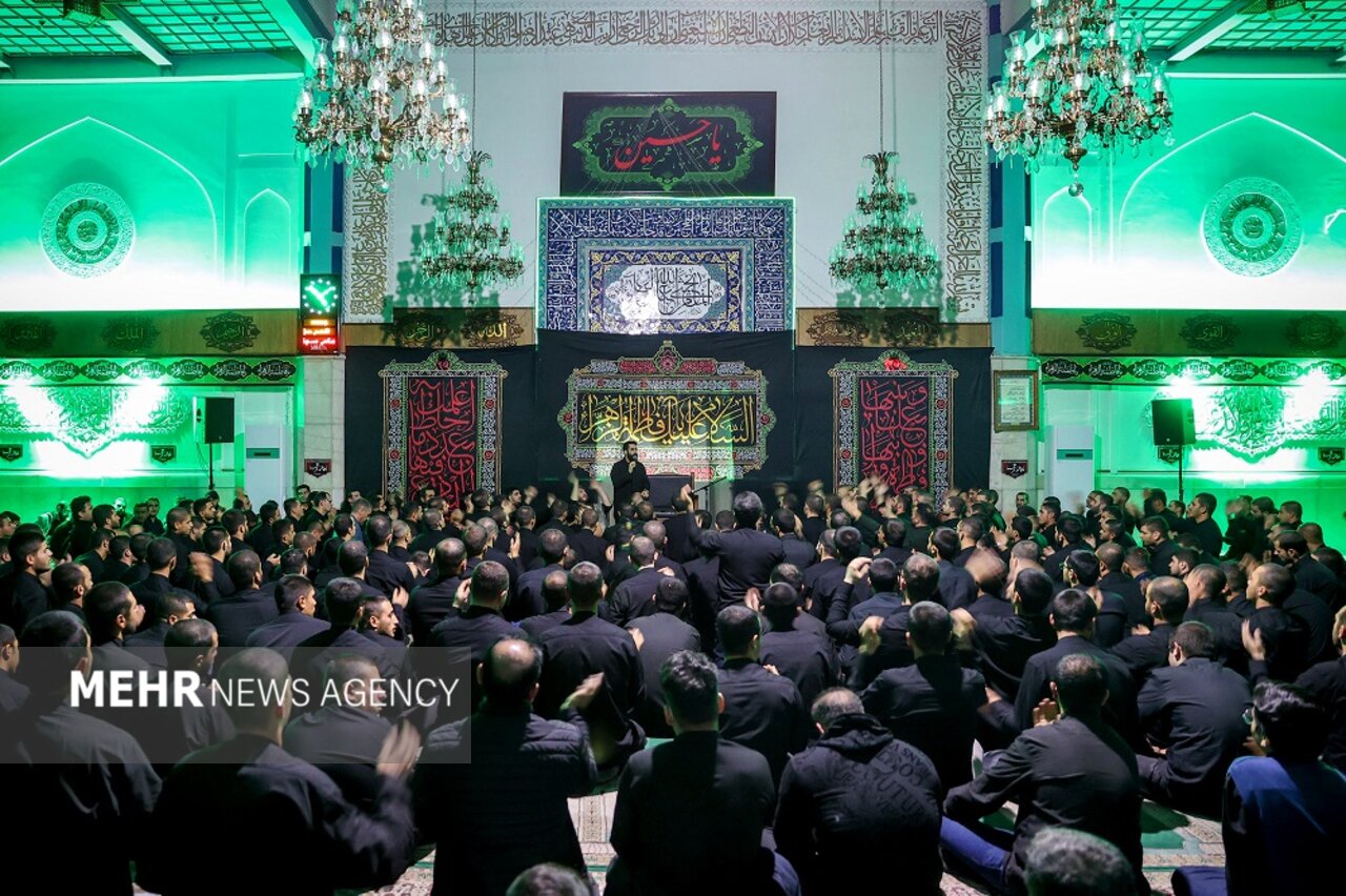 ایران، ایوان صدر میں مجلس حضرت زہراء کا انعقاد+ تصاویر