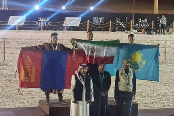 مدال طلای مسابقات جام جهانی هنرهای رزمی بر گردن سوارکار ایرانی