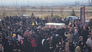 پیکر شهید گمنام به گلستان شهر بجنورد رسید / سیل عاشقان در استقبال