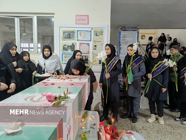 پاییز پارسآباد به یمن قدوم و عطر شهدای گمنام بهاری شد