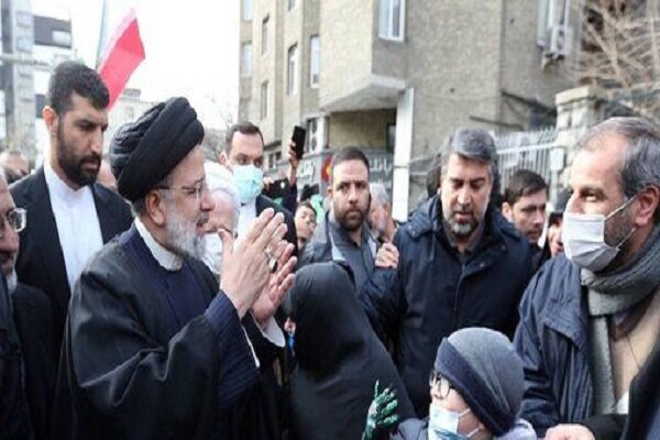 حضور الرئيس الايراني في مراسم تشييع رفات شهداء الدفاع المقدس في طهران