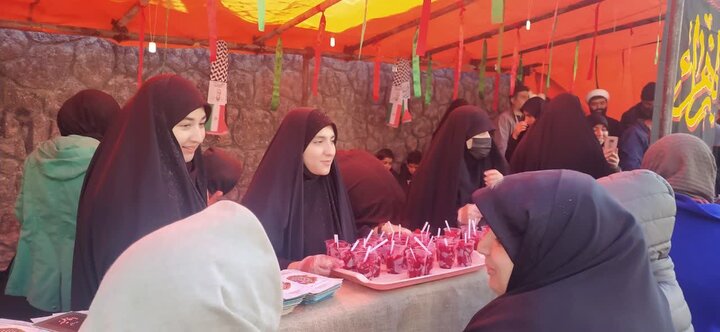 سنندج رنگ و بوی معنوی به خود گرفت/ تشییع پیکر 4 شهید گمنام