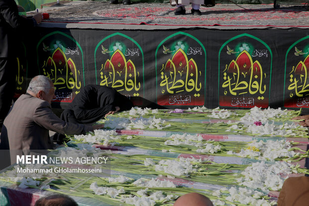 آیین تشییع پیکر مطهر ۵ شهید گمنام در بوشهر