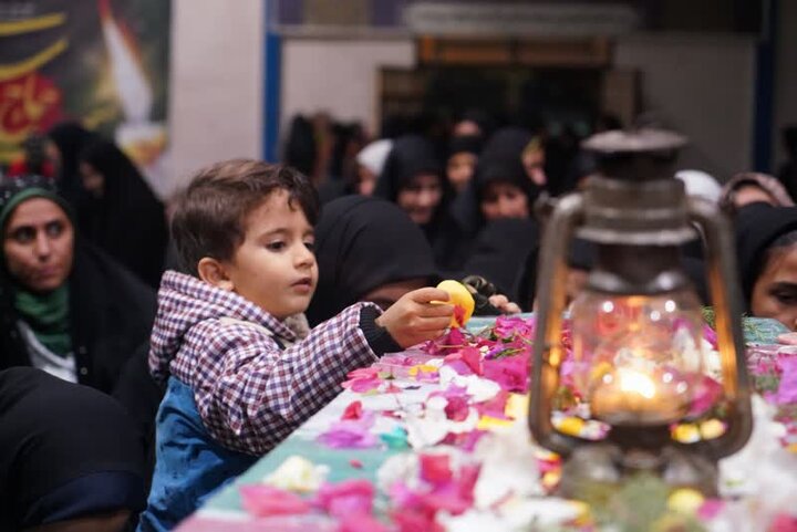 پیکر شهدای گمنام در ۳ شهر لرستان تشییع و به خاک سپرده شدند