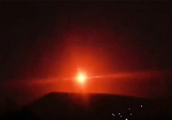 Israeli missile strike wounds two soldiers in Damascus