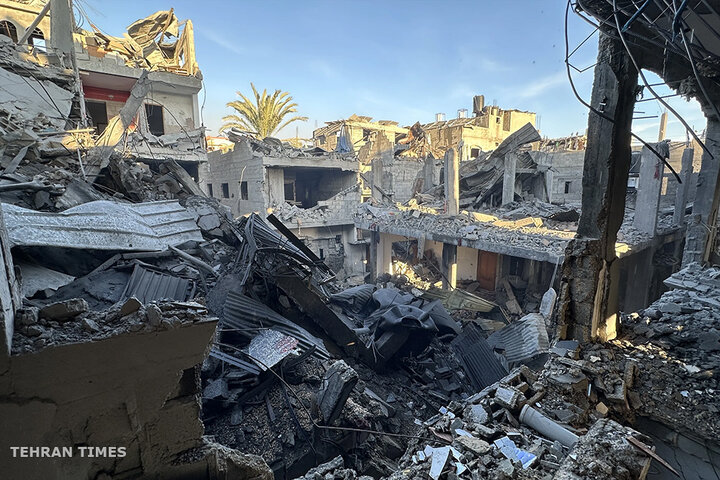 Israeli attacks continue as calls for a ceasefire in Gaza grow