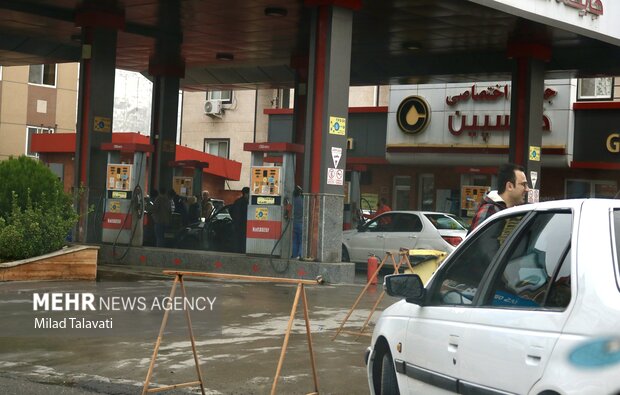 روال عادی سوخت گیری در جایگاه های فومن