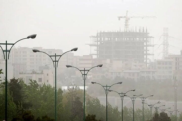 هوای قم در وضعیت ناسالم برای گروههای حساس قرار گرفت