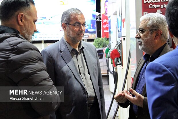 بازدید معاون استاندار از جایگاه های سوخت گیلان
