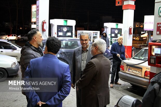 بازدید معاون استاندار از جایگاه های سوخت گیلان
