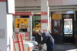 ۵۰ پمپ بنزین کرمانشاه به سامانه کارت سوخت متصل شدند