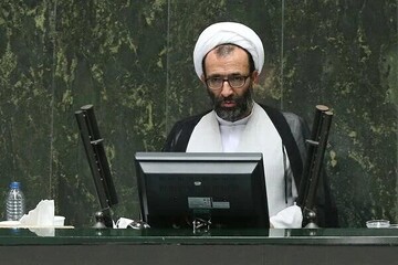 عضو الهيئة الرئاسية في البرلمان: على إسلام آباد ان تكون ملتزمة بمنع الأعمال الإرهابية ضد إيران