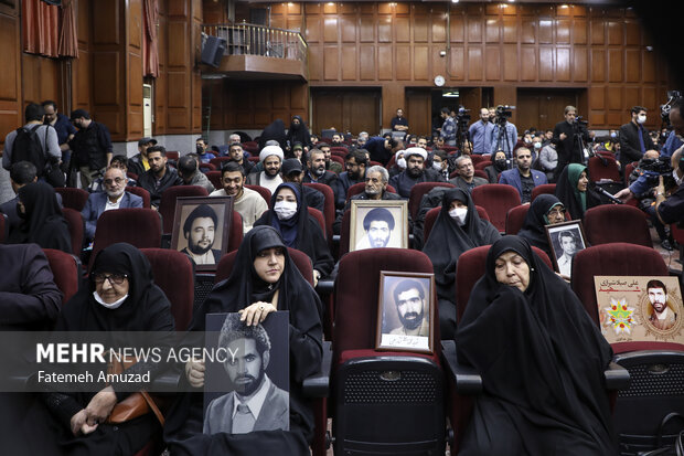 دومین جلسه دادگاه رسیدگی به اتهامات ۱۰۴ نفر از اعضای سازمان مجاهدین خلق موسوم به منافقین صبح سه‌شنبه (۲۸ آذر ۱۴۰۲) در مجتمع قضائی امام خمینی (ره) به صورت علنی برگزار شد