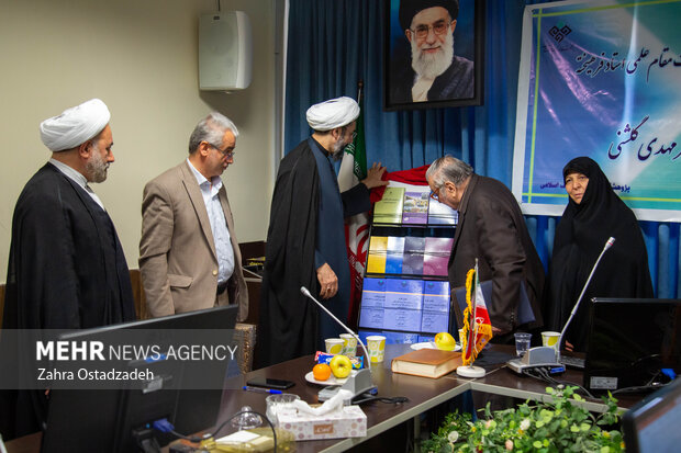 یکی از ماموریت پژوهشگاه هدایت پایان نامههای علوم انسانی است