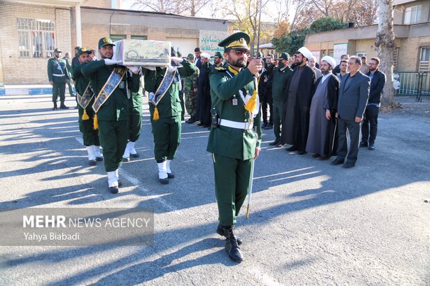 تشییع و تدفین شهید گمنام در سپاه ناحیه کرمانشاه