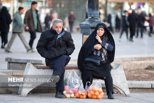 حال و هوای بازار در آستانه ی شب یلدا در همدان